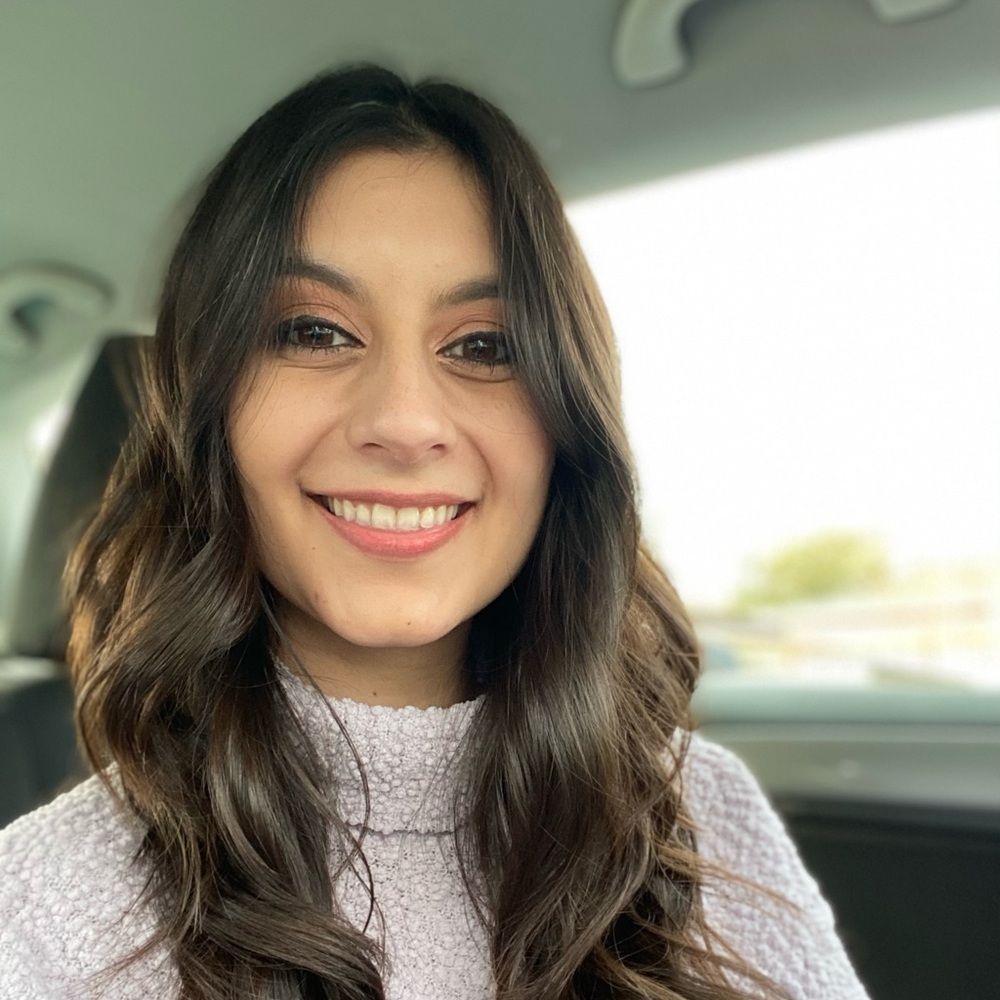 Meet your Posher, Danielle